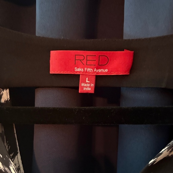 Stylish Black and White Peplum Women's Top Saks Fifth Avenue - Picture 2 of 7